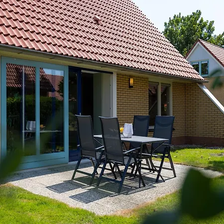 House With Dishwasher, 19 Km From Hoorn