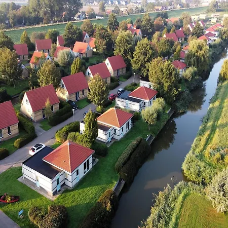 House With Dishwasher, 19 Km From Hoorn Casa vacanze Andijk